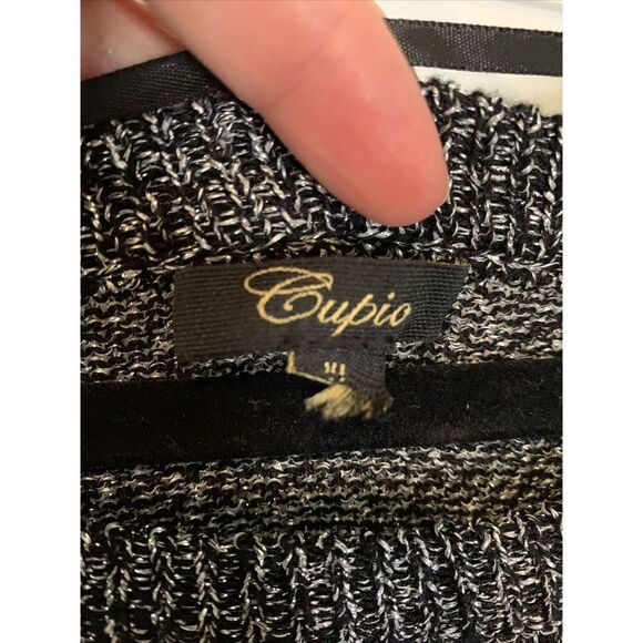 Cupio Womens Black Long Sleeve Round Neck Rayon Blend Long Sweater - Picture 2 of 4